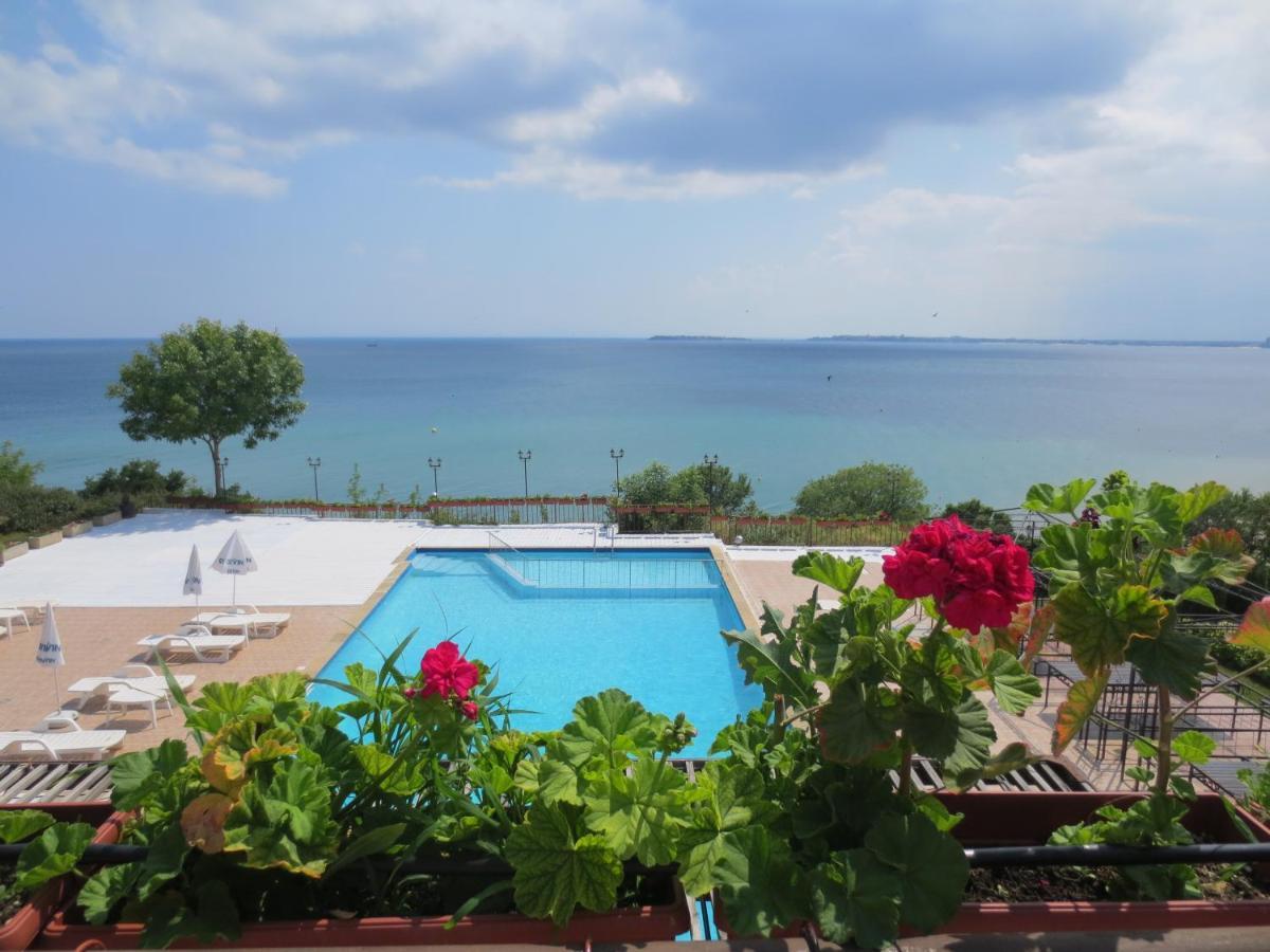Dolce Vita Apart Complex Aparthotel Sveti Vlas Exterior photo