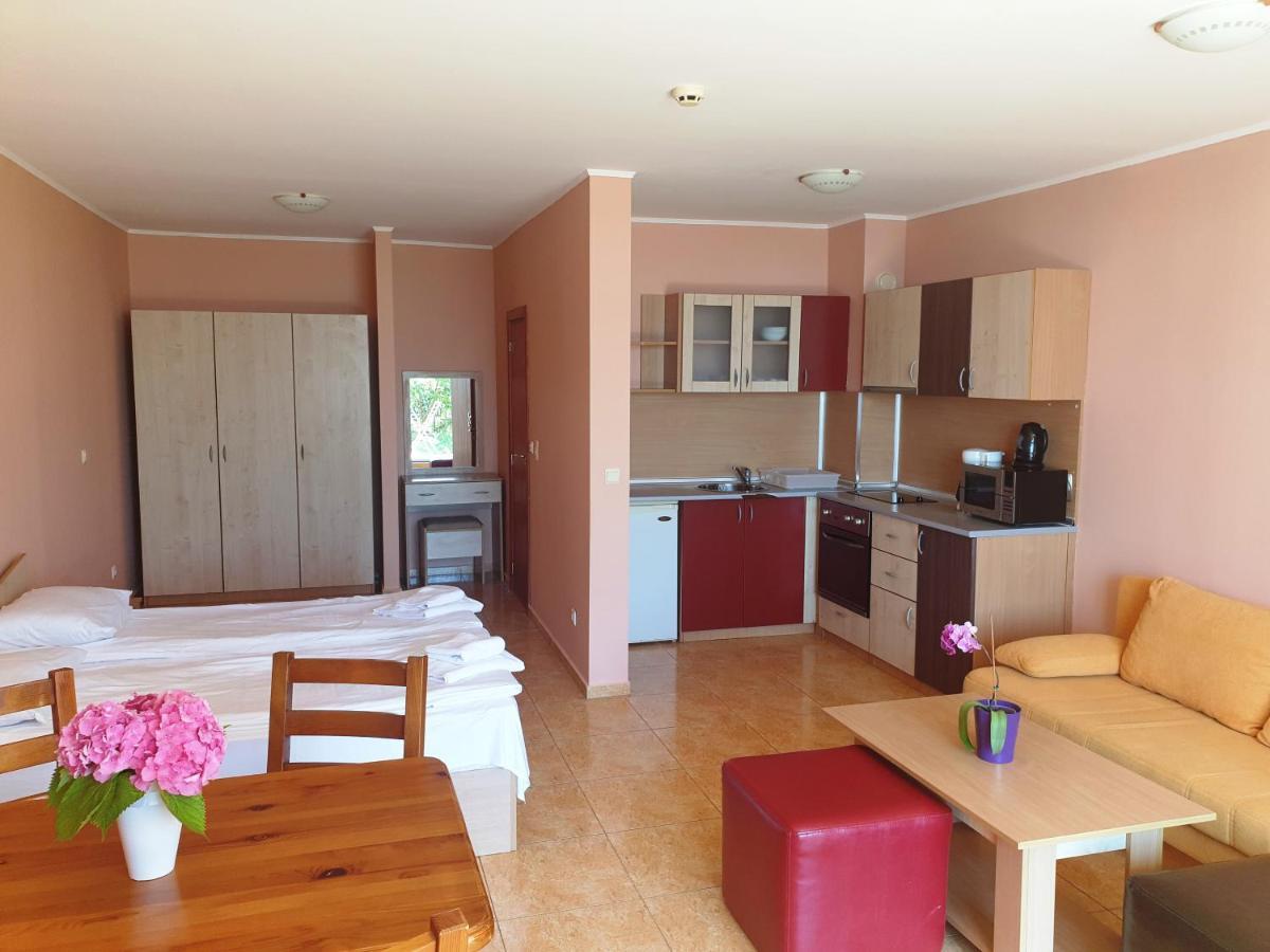 Dolce Vita Apart Complex Aparthotel Sveti Vlas Exterior photo